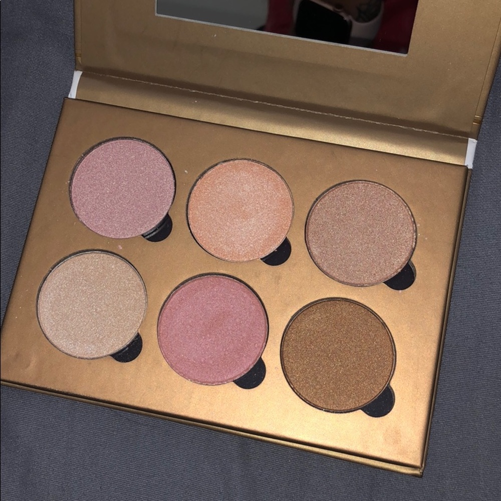 Bellapierre glowing palette